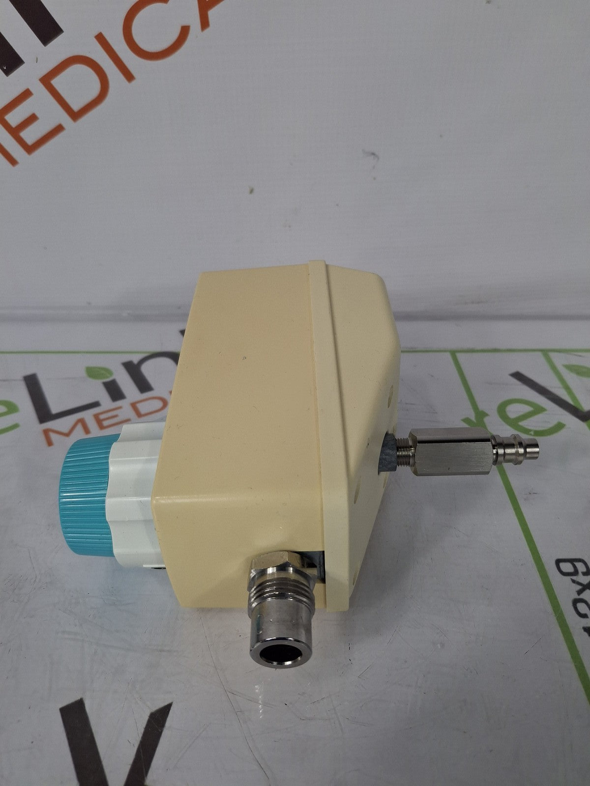 Precision Medical PM3300 Intermittent Vacuum Regulator