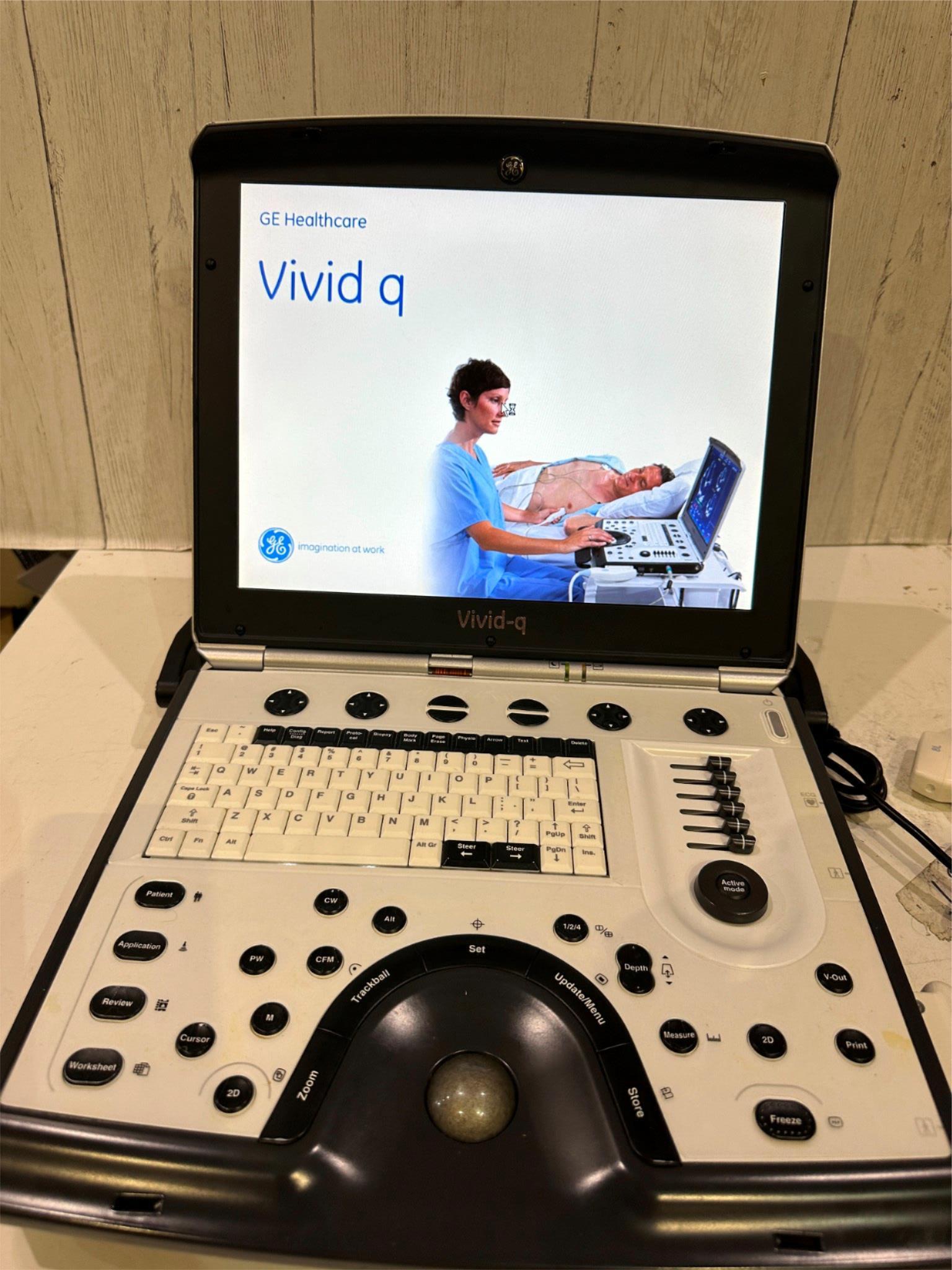 GE VIVID Q PORTABLE ULTRASOUND MACHINE BT12 -2015 DIAGNOSTIC ULTRASOUND MACHINES FOR SALE