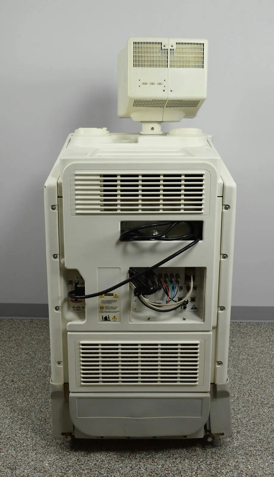 GE Logiq 700 Expert Series Ultrasound System w/ Two Transducers Probes 546L LA39 DIAGNOSTIC ULTRASOUND MACHINES FOR SALE