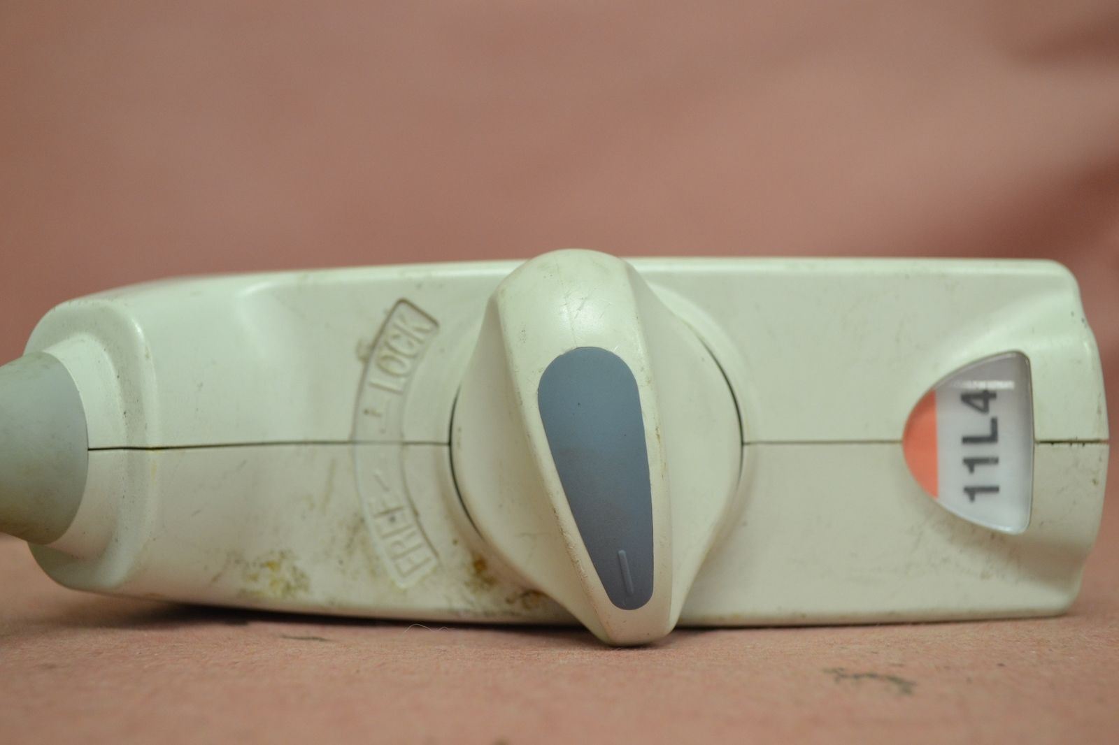 Toshiba Artida PLT-704SBT 11-4.8MHz Linear Ultrasound Transducer Probe  J1628 DIAGNOSTIC ULTRASOUND MACHINES FOR SALE