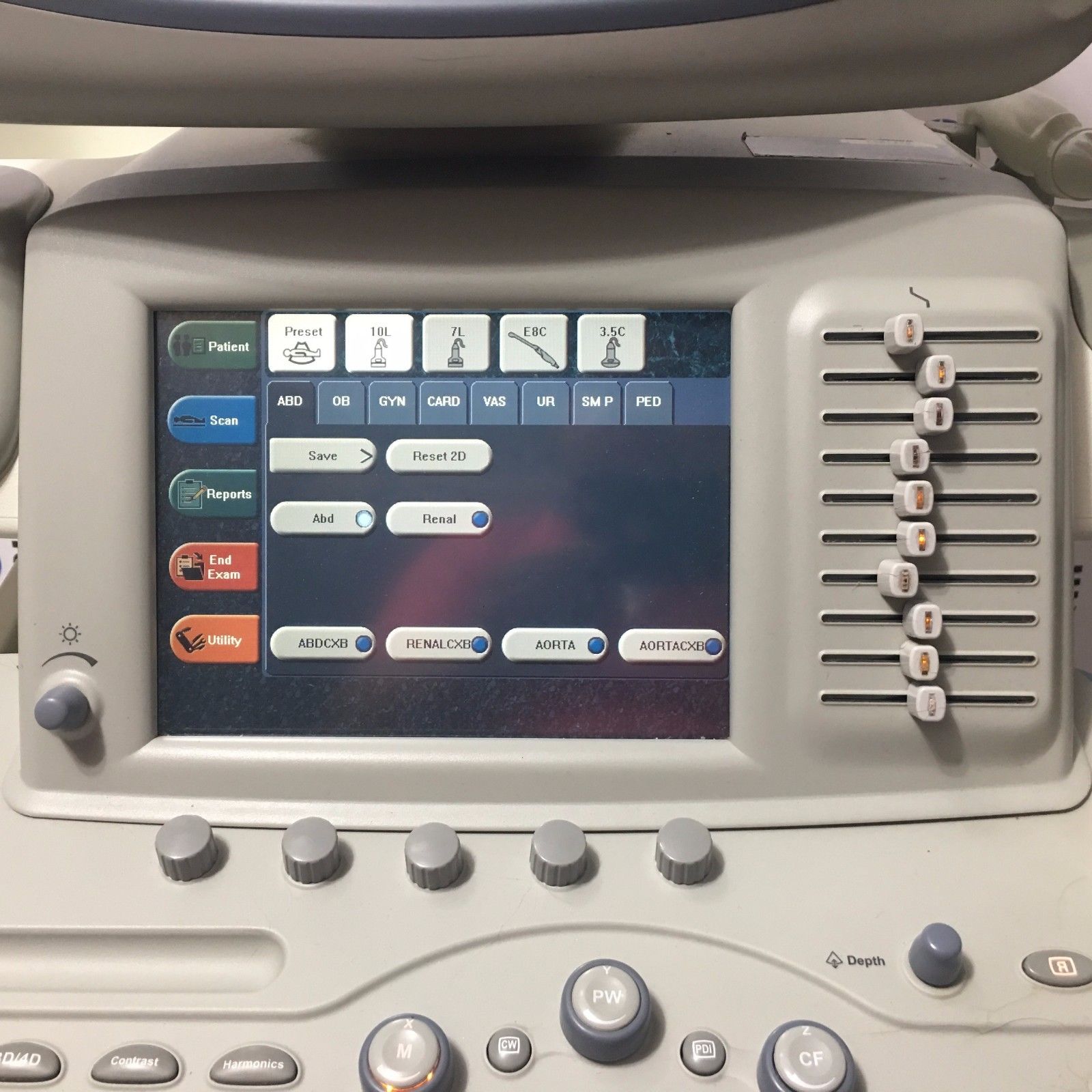 GE Logiq 9 Ultrasound System with 3.5C, E8C, 7L, 10L, and M12L  Transducers DIAGNOSTIC ULTRASOUND MACHINES FOR SALE